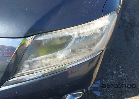 2016 Nissan Pathfinder Sl z USA, uszkodzony, nr VIN 5N1AR2MM0GC625764